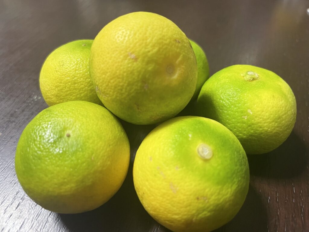 暑い夏にサッパリ美味しい!すだちのはちみつ漬け | 阿波ふうどまるごとサイト